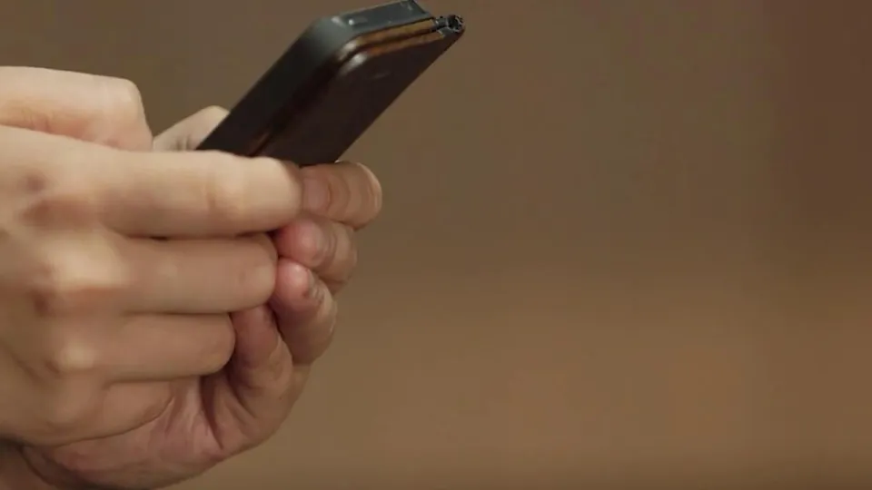 Il video ripreso con un cellulare (repertorio)