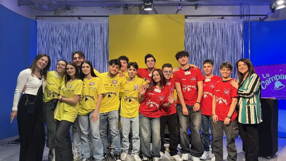 Le due squadre insieme: in giallo il “Valturio”, in rosso il “Belluzzi-da Vinci”
