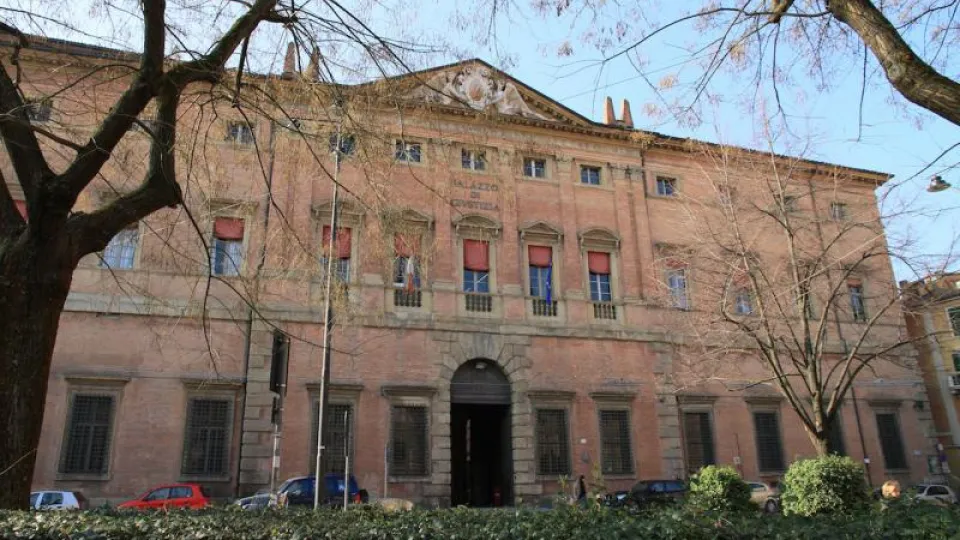 la Corte d'Appello di Bologna