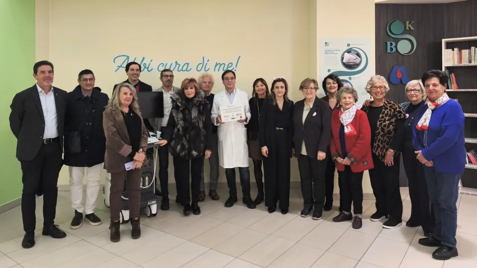 la donazione dell'ecografo