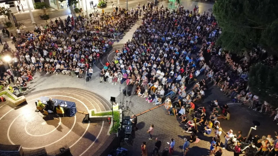 la filosofia in piazza