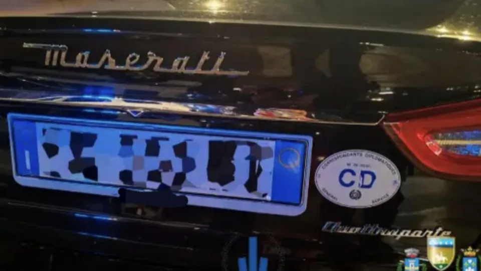 La Maserati fermata dalla polizia Locale di Riccione