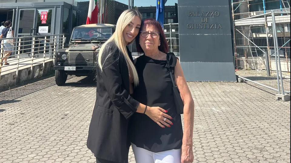 la nonna con la nipote avvocato