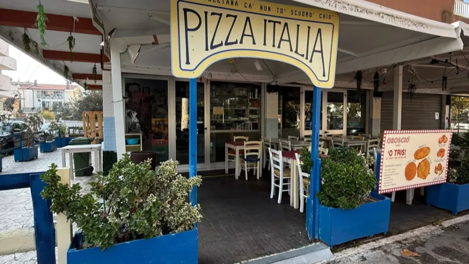 la pizzeria presa di mira