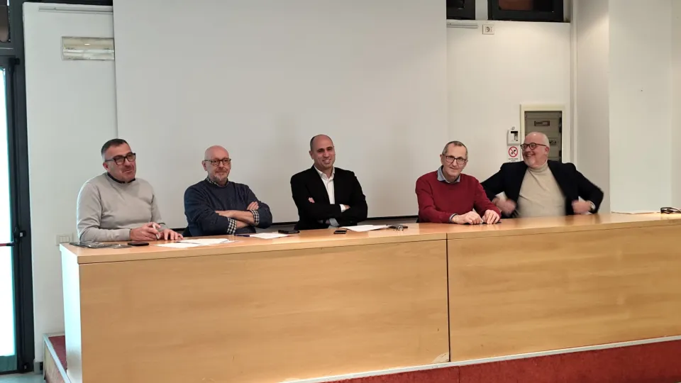 la presentazione in conferenza stampa col sindaco di Bellaria, Filippo Giorgetti