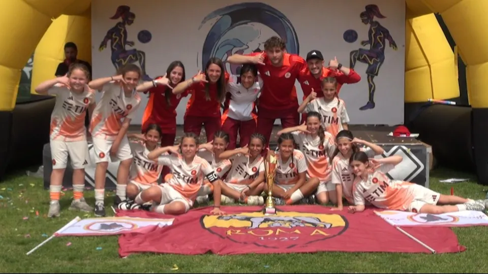 La Roma festeggia la vittoria