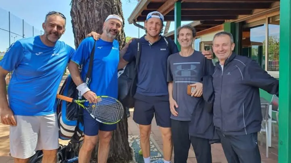 La squadra di D3 del Ct Cicconetti alla Polisportriva 2000 Cervia con Jacopo Berrettini