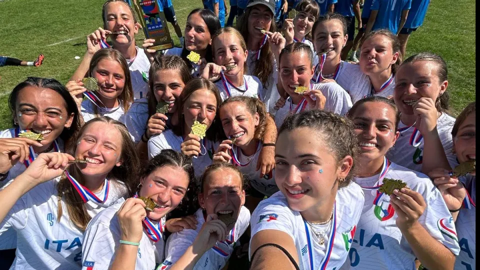 la squadra femminile di Ultimate Frisbee