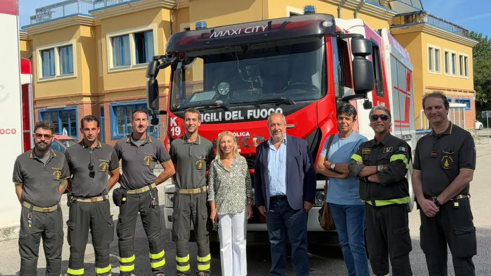la visita della sindaca Foronchi alla caserma VVFF