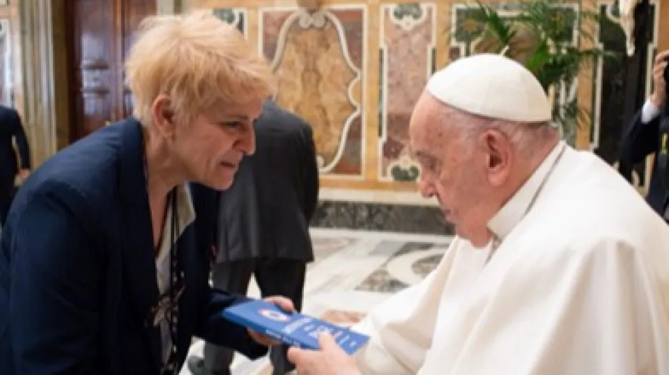 Laila Simoncelli e Papa Francesco