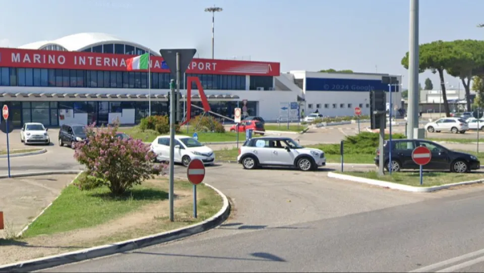 l'attuale ingresso