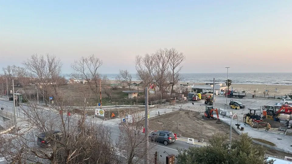 il cantiere su viale Angeloni