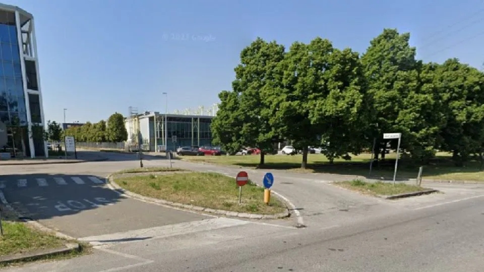 via Emilia-via dell’Acero (Google Maps)