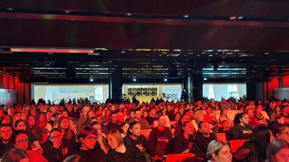la sala del Palacongressi