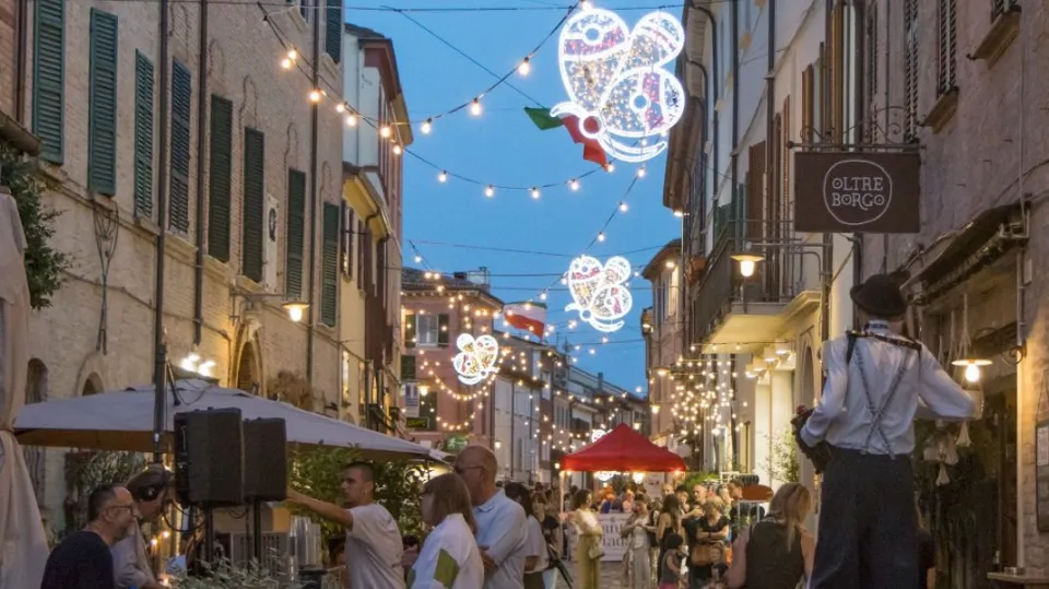 le farfalle luminose di Santarcangelo