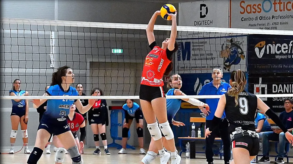 Le ragazze del Riviera Volley escono dai play off a testa alta