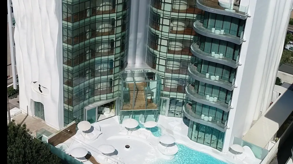 l'i-SUITE hotel