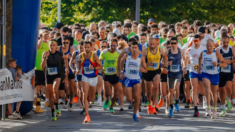 Lo start del Giro del Monte