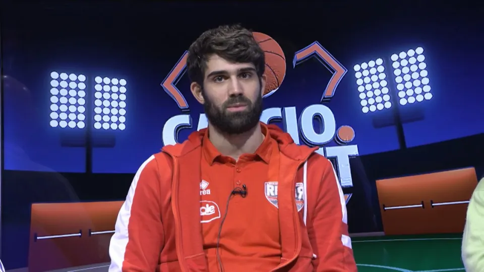 Luca Pollone ospite di Calcio.Basket