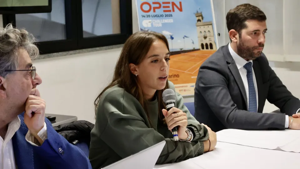 Lucia Bronzetti durante l'incontro