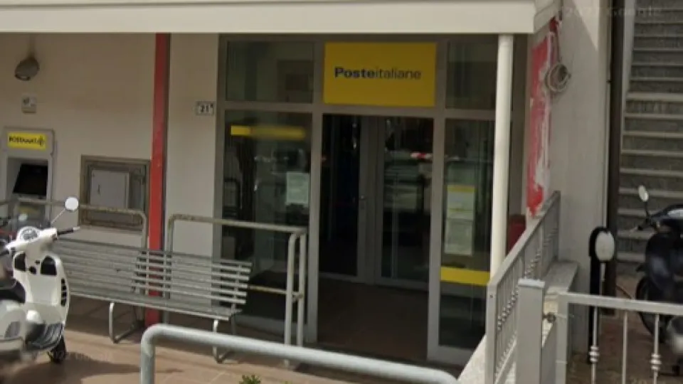 l'Ufficio Postale di via Roma (Google Maps)