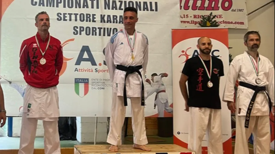 Manuel Cunti sul gradino più alto del podio
