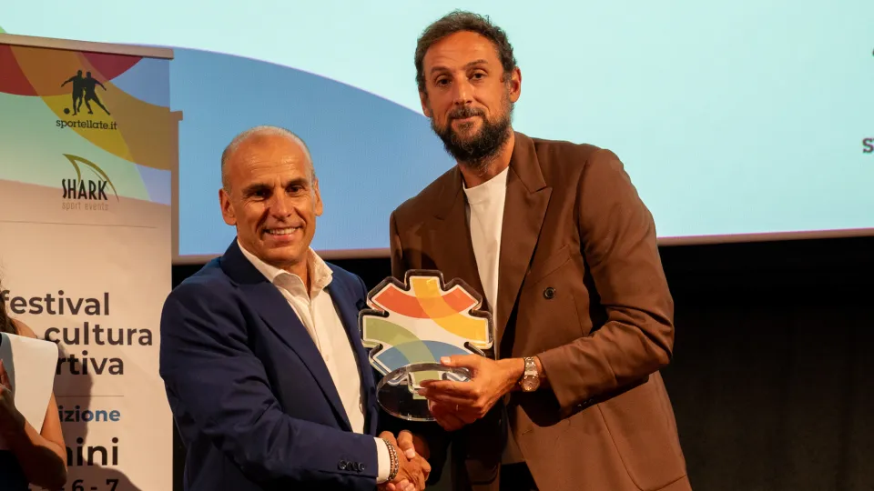 Marco Belinelli premiato da Romagna Banca