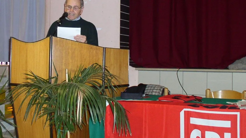Giorgio Bernabè in un congresso CGIL del 2006