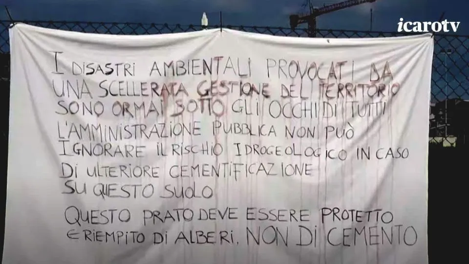 uno degli striscioni del Comitato