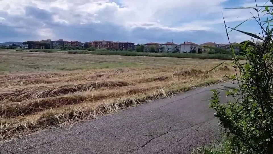 il terreno di via Melucci dove sorgerà il polo dell’atletica