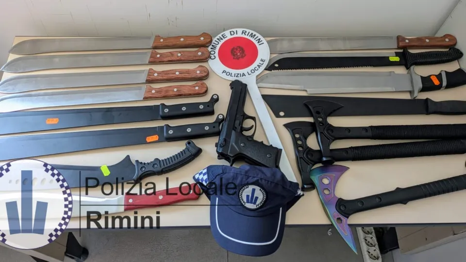 parte del materiale sequestrato