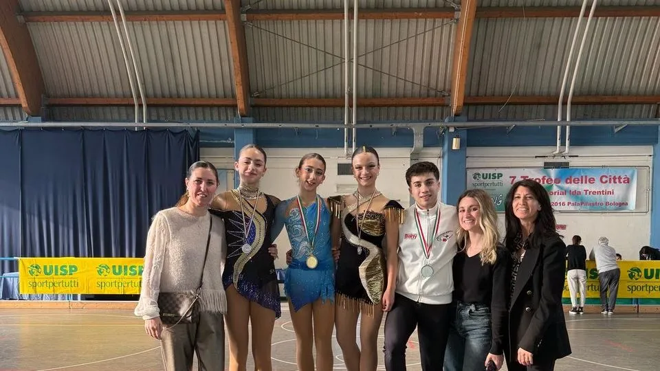 Il gruppo del Pattinaggio Riccione a Bologna