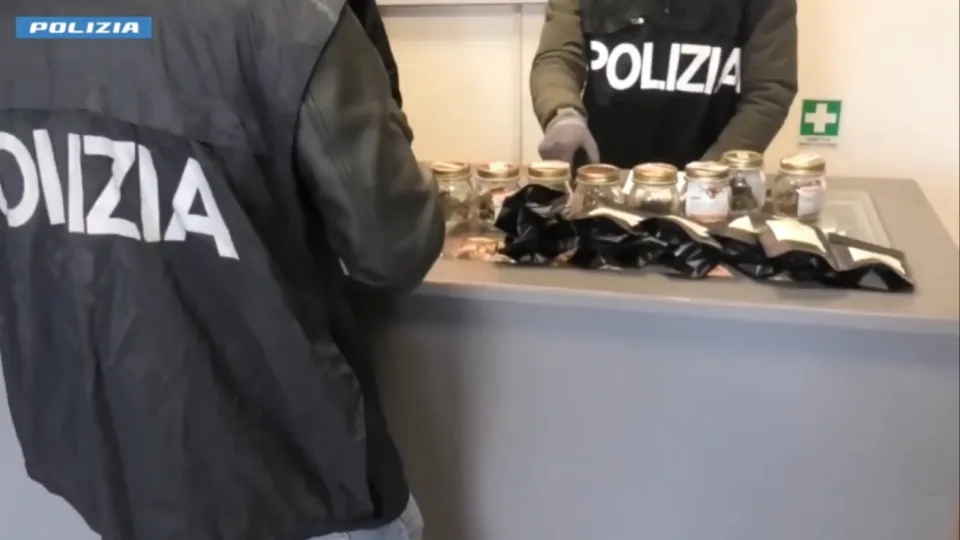@Polizia di Stato