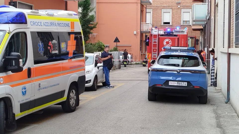 principio di incendio in via Isotta a Rimini
