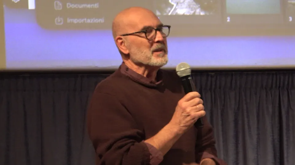 Pulini nell'incontro in Cineteca (@Newsrimini)