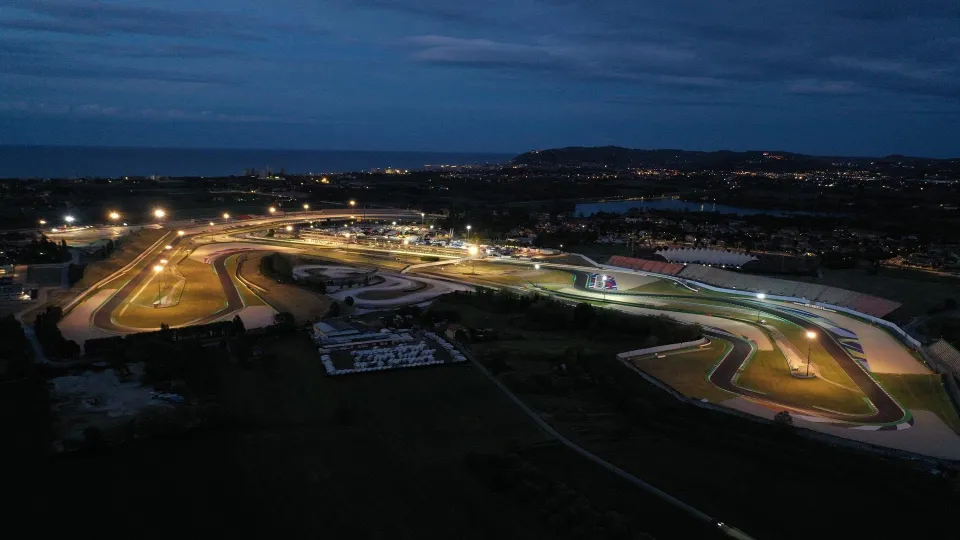 Racing Night a MWC