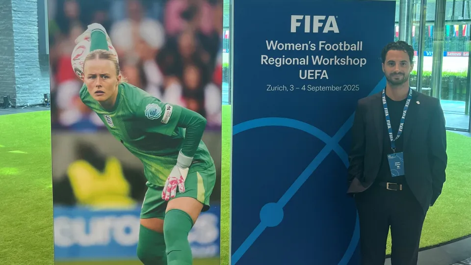 Raffaele Barducci al FIFA Women’s Football Regional Workshop di Zurigo (©FSGC)