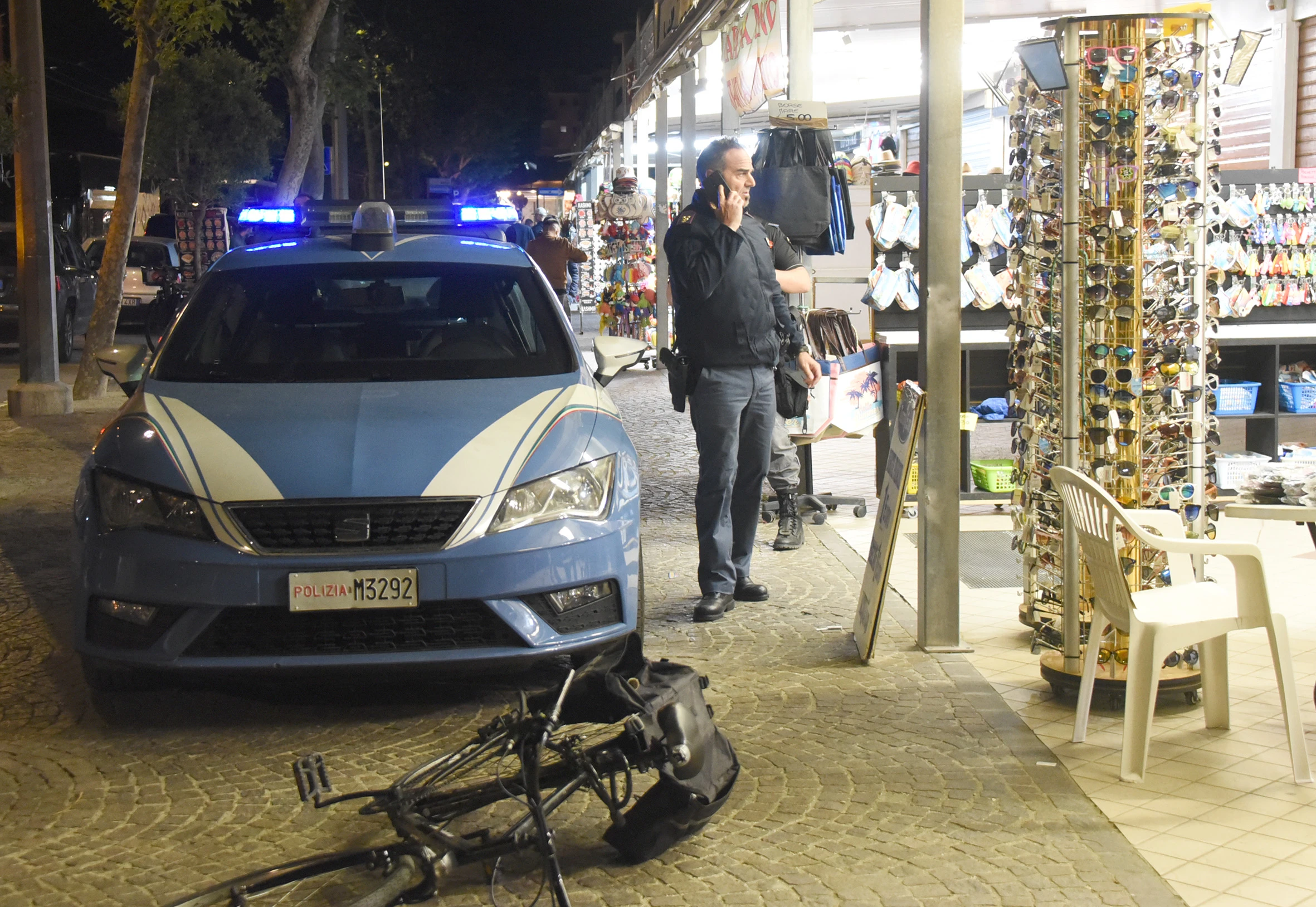 tentata rapina con accetta in via Regina Margherita (foto Adriapress)