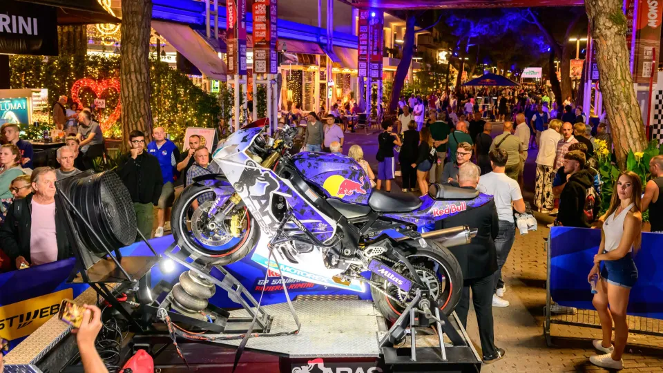 Red Bull Riders Night