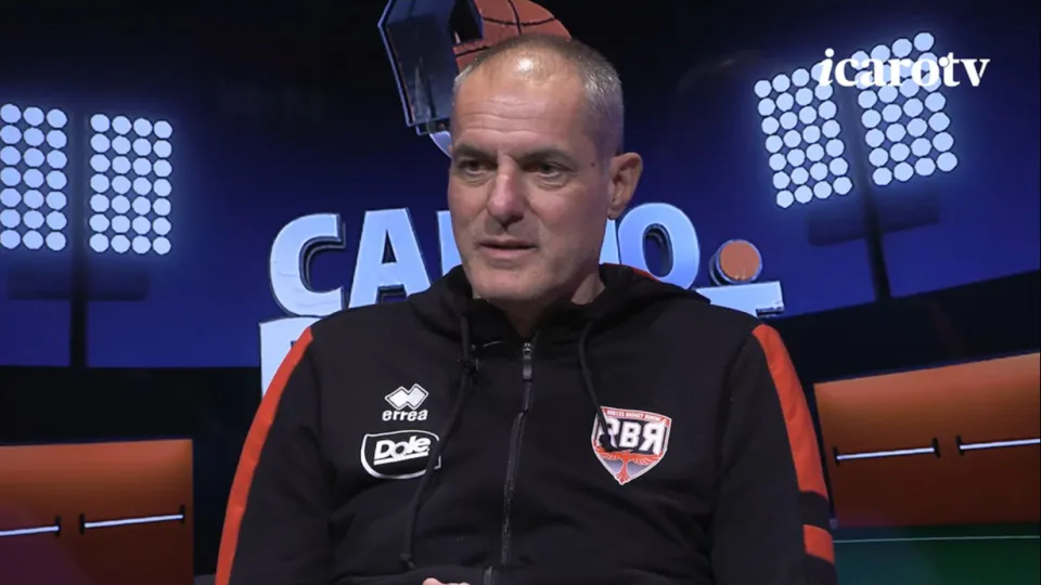 Sandro Dell'Agnello ospite di Calcio.Basket