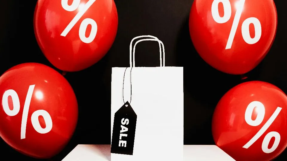 Tempo di saldi (foto pexels)
