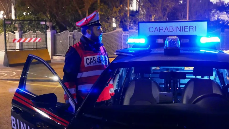 una pattuglia dei carabinieri