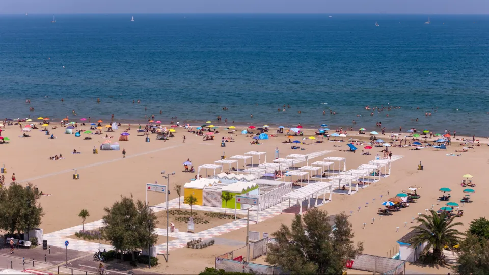 spiaggia libera tutti rimini