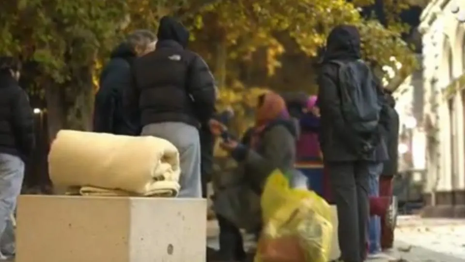 Un frame dal servizio di “Si vede”.
