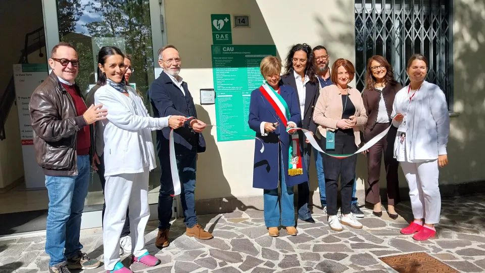 taglio del nastro CAU Riccione