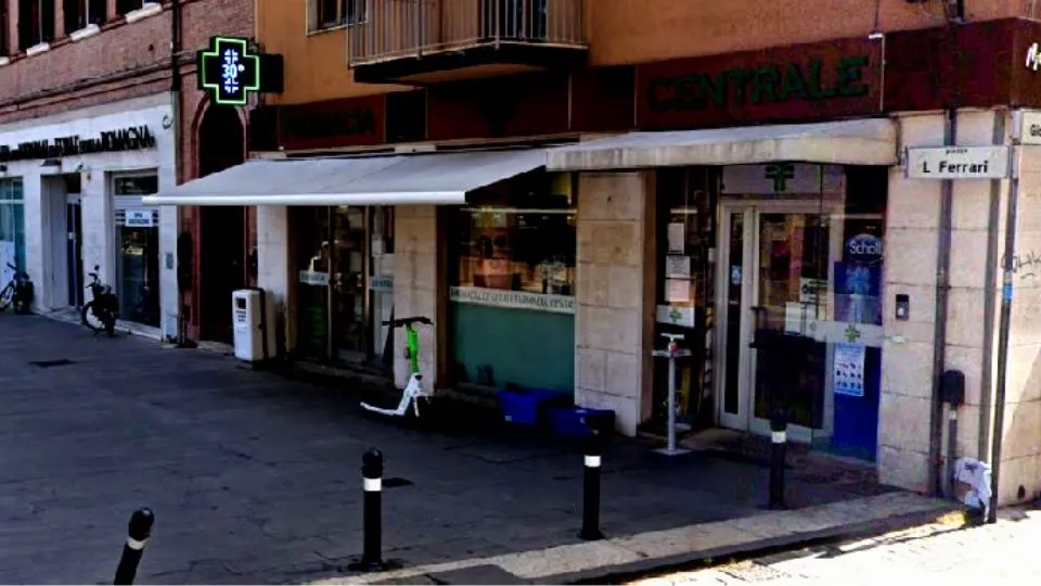 la farmacia di piazza Ferrari
