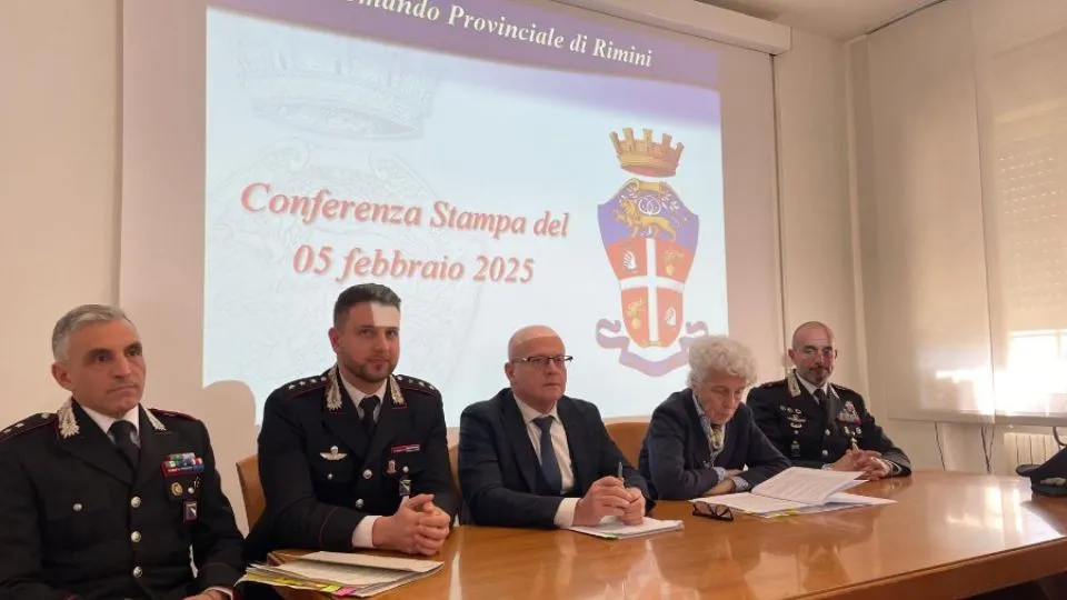 la conferenza stampa dei Carabinieri (@newsrimini)
