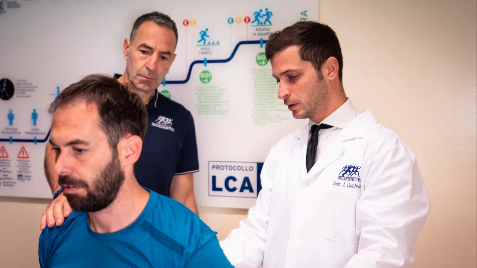 Un momento della visita del dottor Jacopo Gamberini