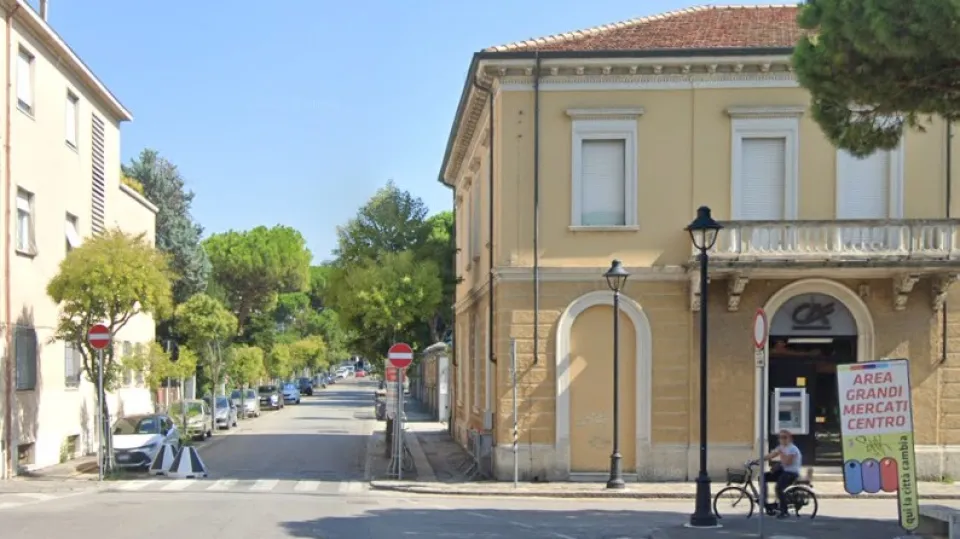 via Dante-Aponia