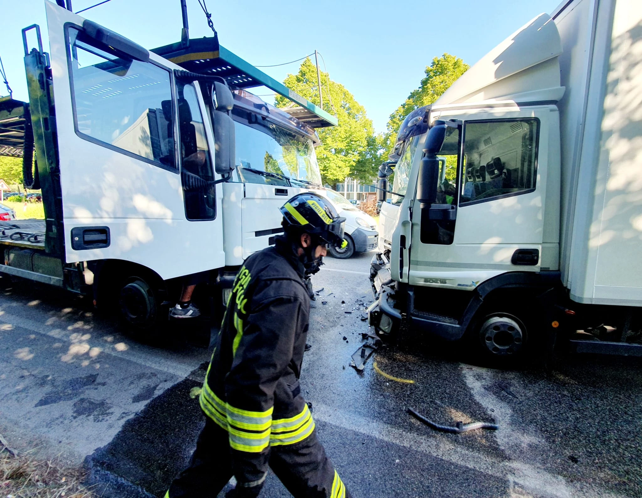 Scontro frontale sulla via Emilia a Santarcangelo (foto Adriapress)
